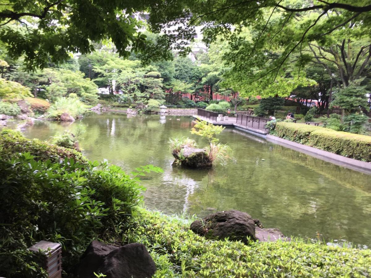 横滨 玛御达玛舱旅馆旅舍 外观 照片