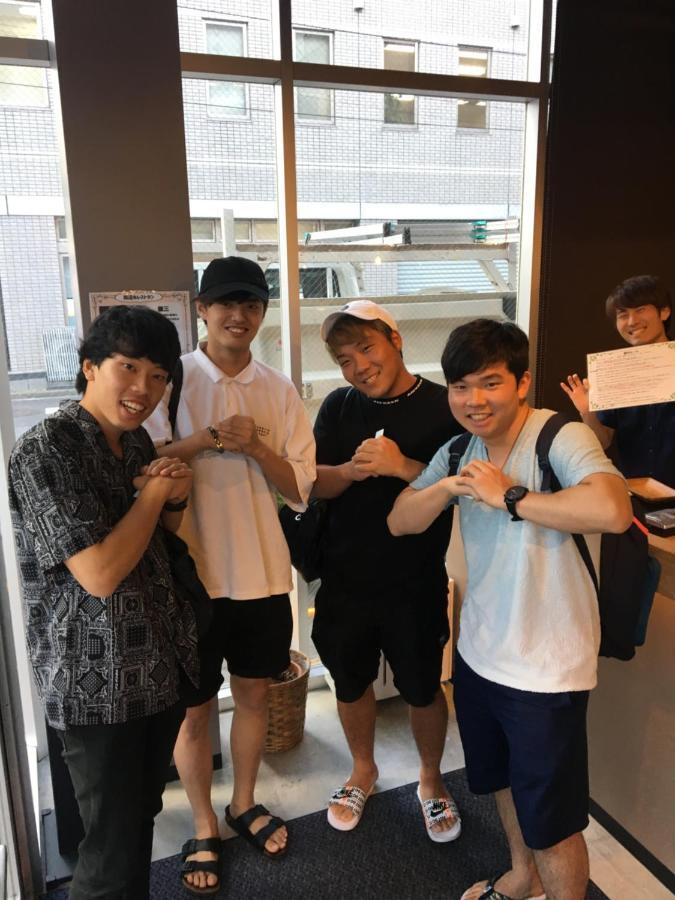 横滨 玛御达玛舱旅馆旅舍 外观 照片